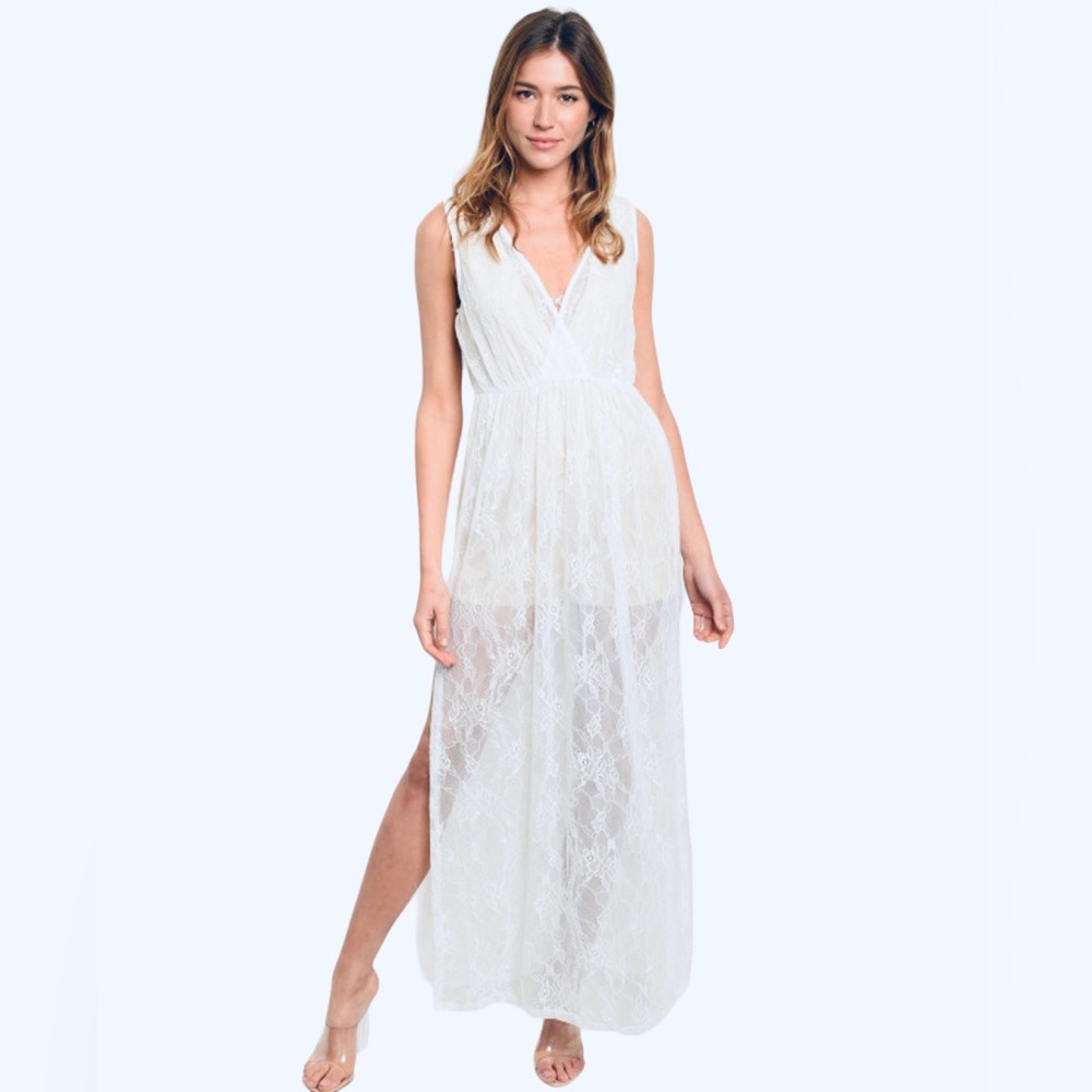 White Dress Cruise Valentine’s Day Date Night New Years Eve Wedding size Small